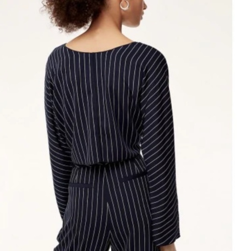 Babaton Abasi Navy Pinstriped Tie Front Cropped Blouse Size XS - Picture 2 of 9